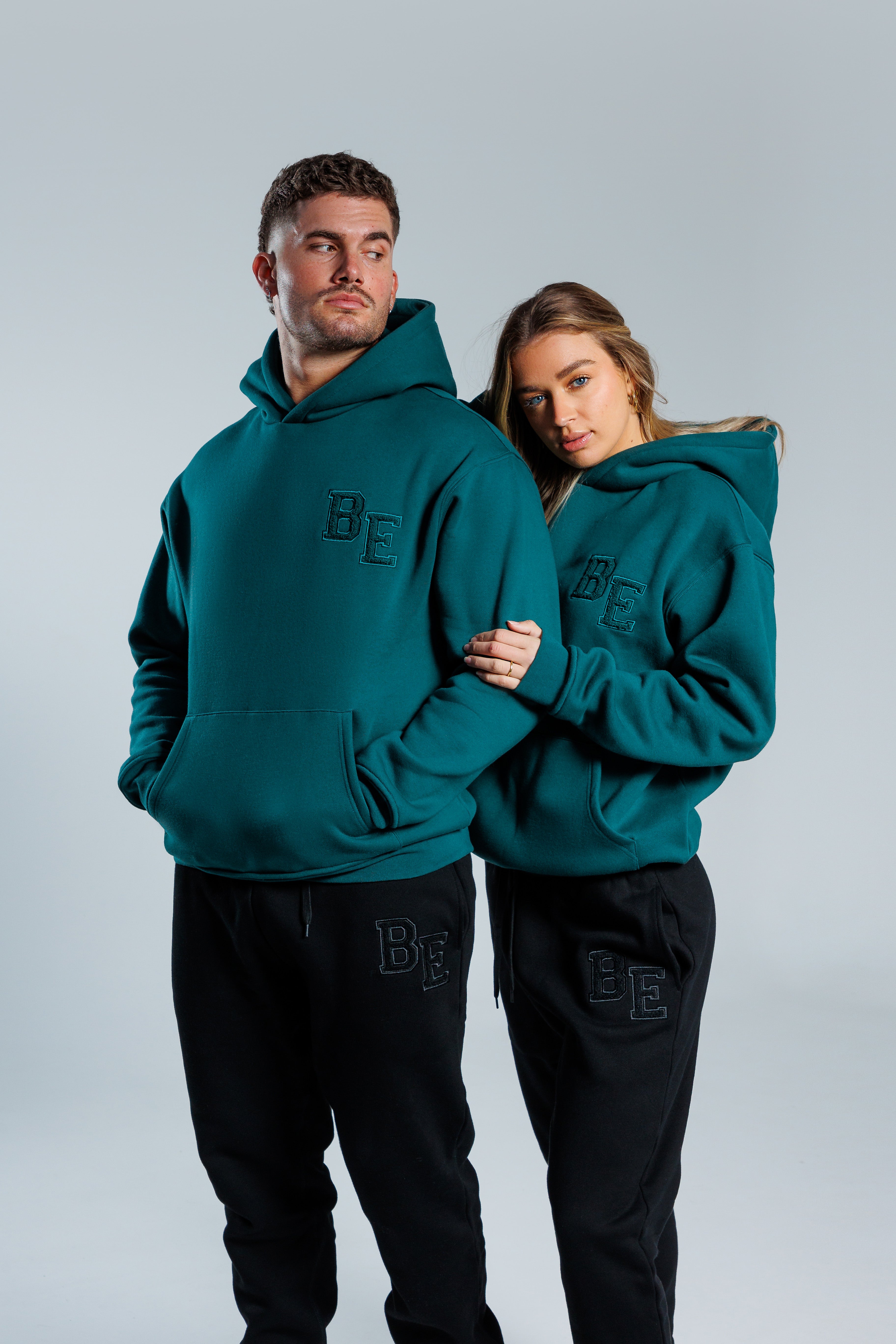 Essential Hoodie Forrest Green